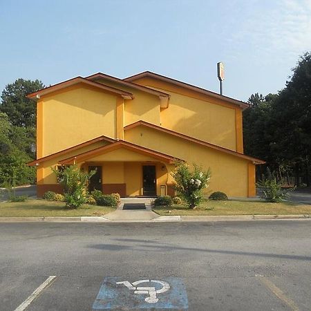 Super Inn Lodge West Ngoại thất bức ảnh
